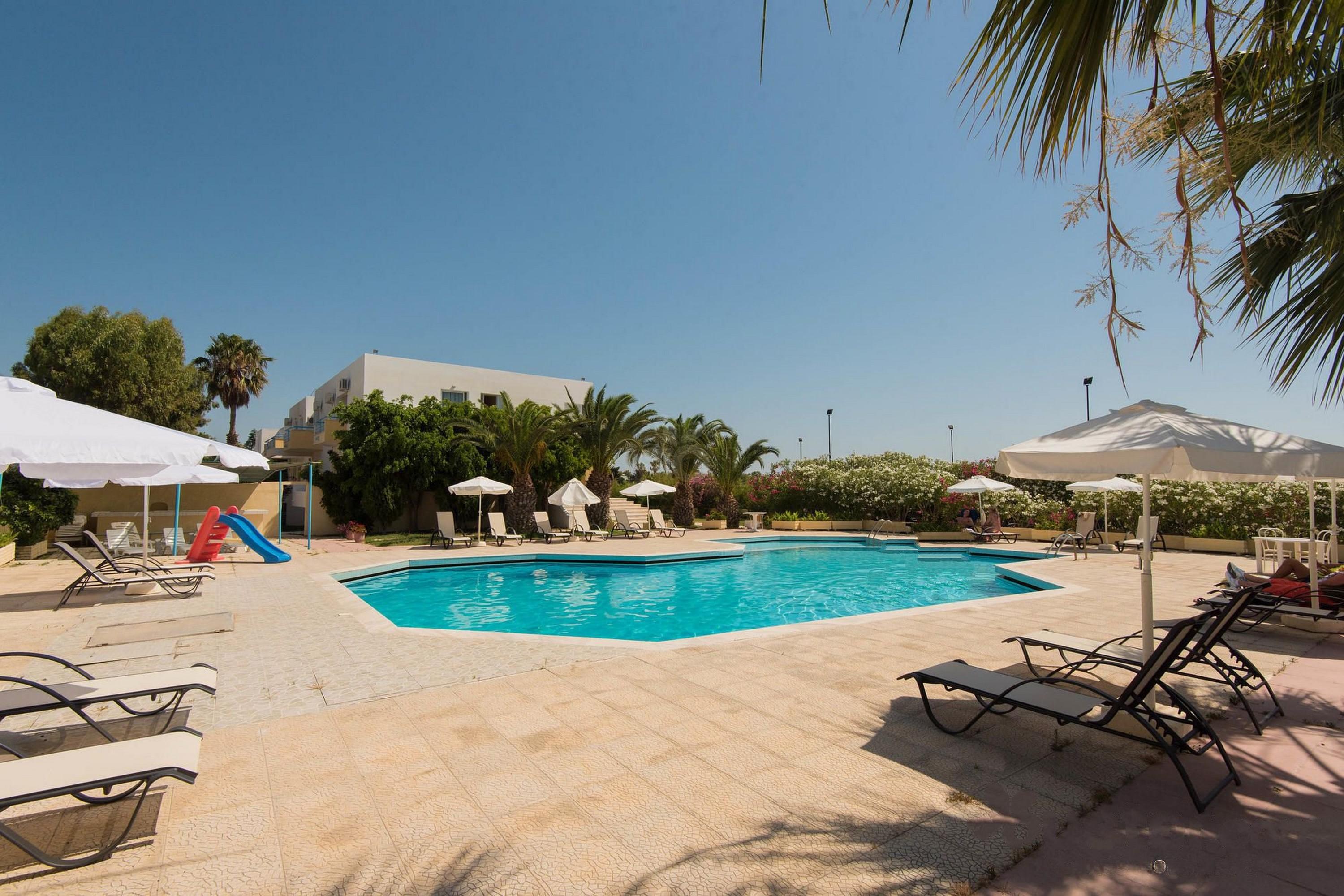 Leonidas Hotel & Studios Kos Exterior photo