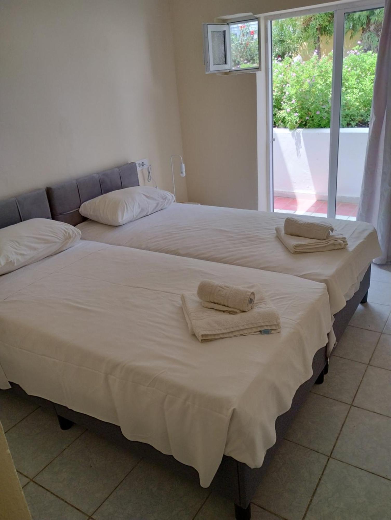 Leonidas Hotel & Studios Kos Room photo