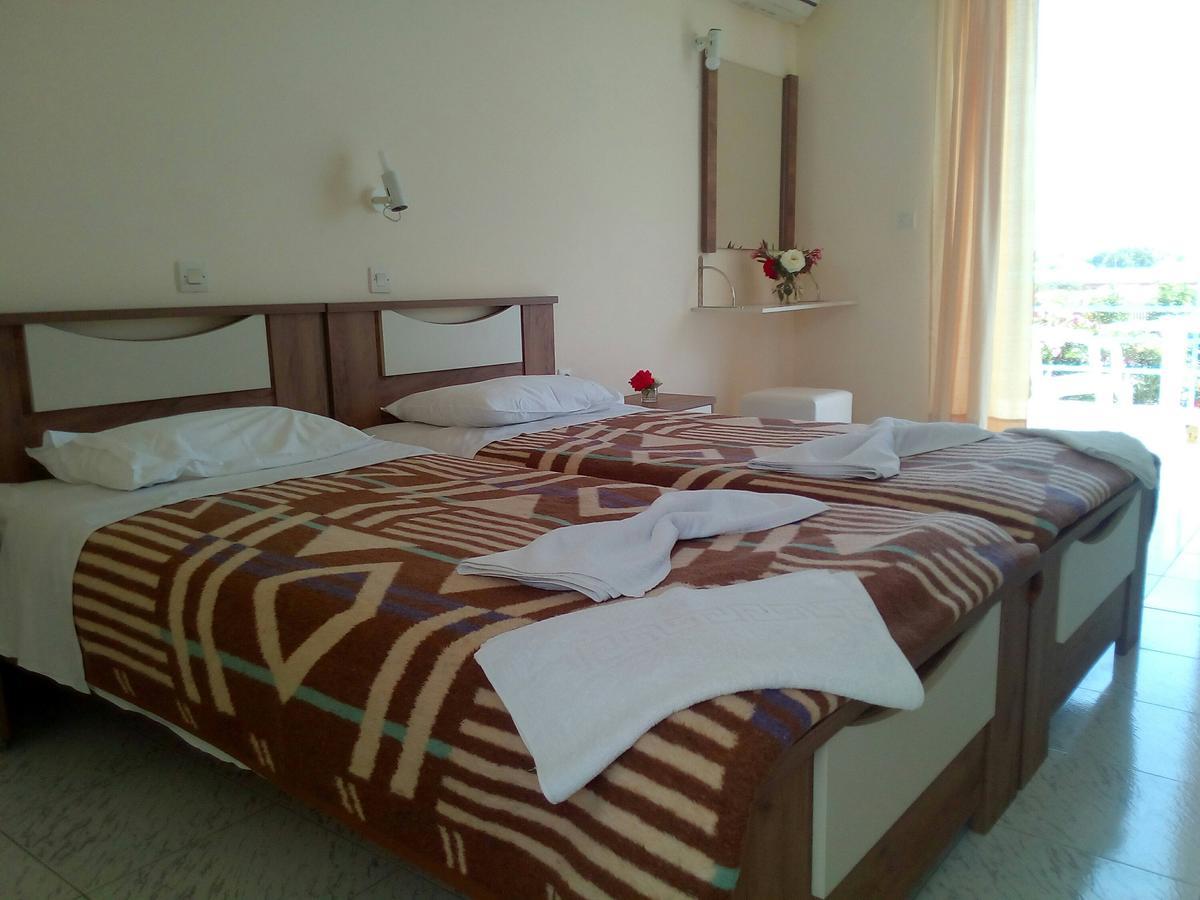 Leonidas Hotel & Studios Kos Exterior photo